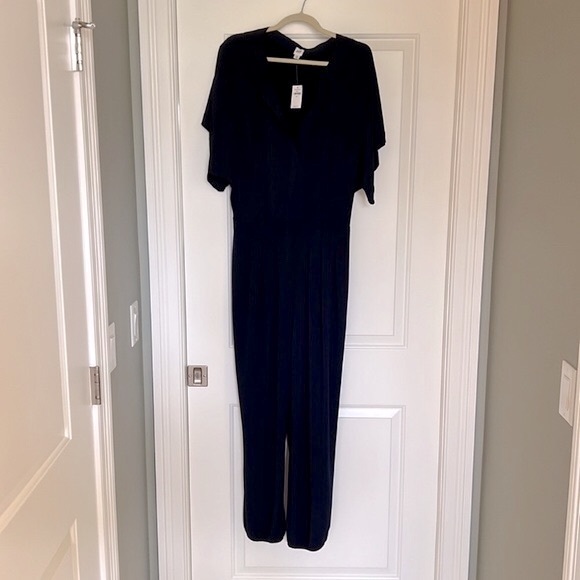 ❌SOLD❌NWT [Gap] Navy Blue Gathered Wide-Leg Bat Wing Jumpsuit Womens Medium/Tall - Picture 4 of 10